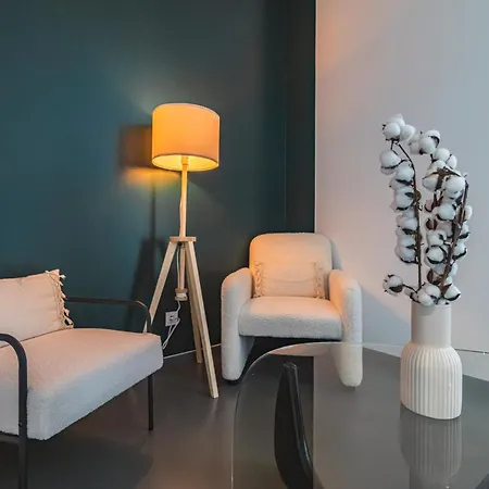 Apartment Le Majestueux • Jacuzzi • Cinema • Netflix • Wifi *