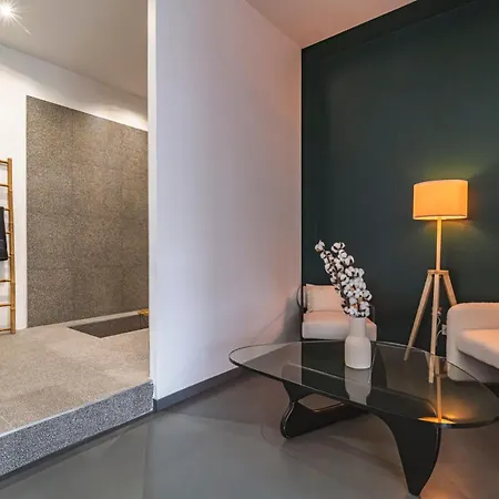 Le Majestueux • Jacuzzi • Cinema • Netflix • Wifi Apartment Reims
