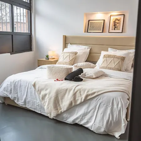 Le Majestueux • Jacuzzi • Cinema • Netflix • Wifi Apartment